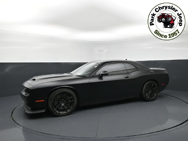 Used 2023 Dodge Challenger SRT Hellcat RWD image 2