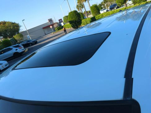 Used 2012 Honda Odyssey EX-L image 11