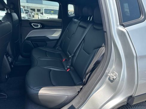 New 2026 Jeep Compass Limited AWD/4WD image 8