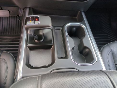 Certified 2023 Chevrolet Silverado 1500 LTZ w/ Technology Package image 13