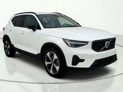 Used 2026 Volvo XC40 B5 Plus