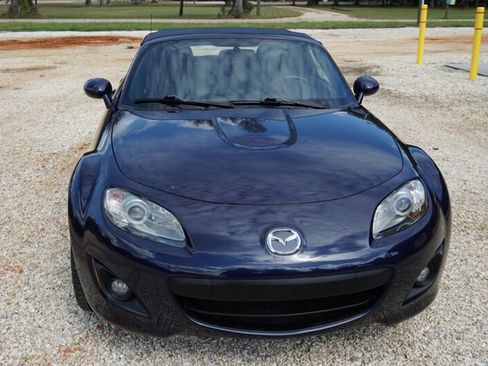 Used 2012 MAZDA MX-5 Miata Sport image 4