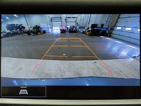 Used 2023 Cadillac XT5 Premium Luxury image 18