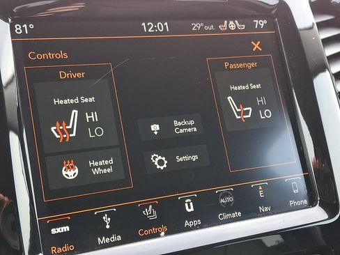 Used 2019 Jeep Cherokee Limited image 24