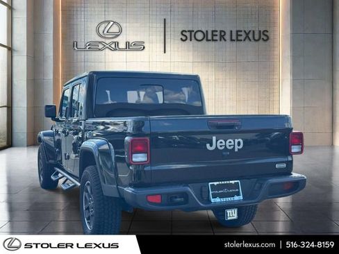 Used 2021 Jeep Gladiator Overland w/ Popular Equipment Package AWD/4WD image 10