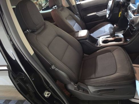 Used 2016 Chevrolet Colorado LT AWD/4WD image 24