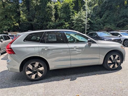 Certified 2025 Volvo XC60 T8 Plus w/ Protection Package Premier image 8