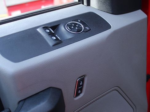 Used 2017 Ford F250 XL w/ Power Equipment Group image 12