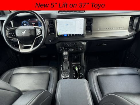 Used 2025 Ford Bronco Badlands AWD/4WD image 15