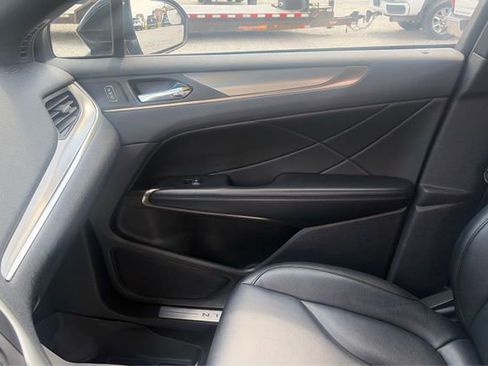 Used 2017 Lincoln MKC Premiere FWD image 20
