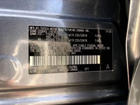 Used 2021 Toyota RAV4 XLE Premium FWD image 36