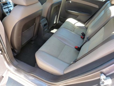 Used 2010 Chevrolet Malibu LT w/ HFV6 Engine Package FWD image 10