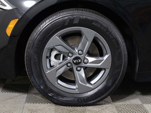 Used 2021 Kia K5 LX FWD image 19
