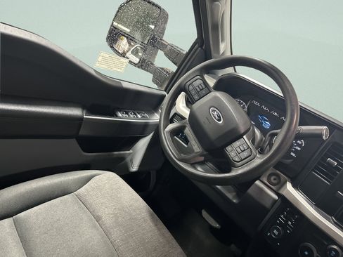 Used 2024 Ford F250 XLT image 20