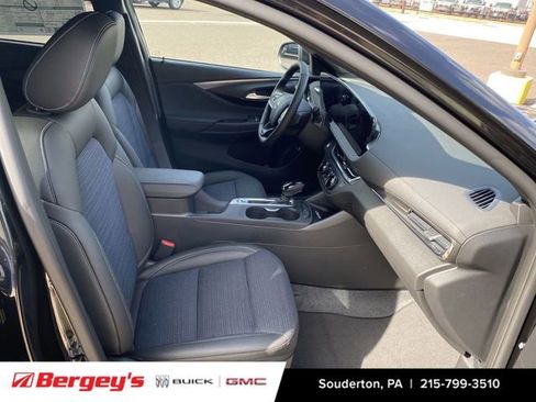 New 2026 Buick Envista Sport Touring w/ Convenience I Package FWD image 31