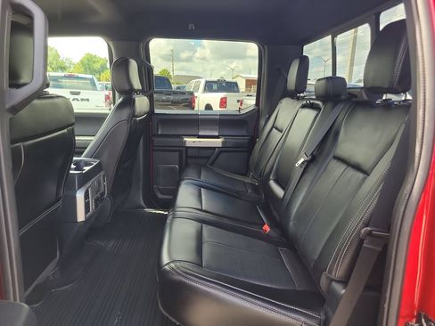 Used 2020 Ford F150 Lariat w/ Equipment Group 502A Luxury AWD/4WD image 12