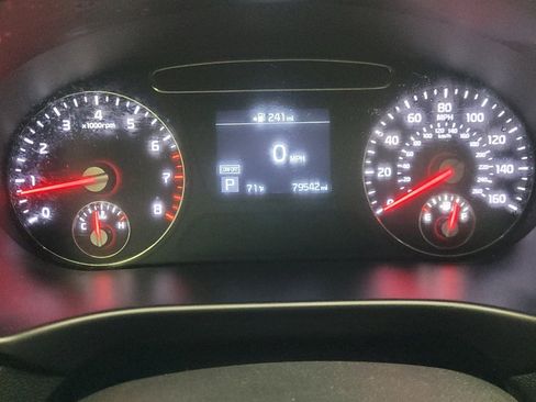 Used 2019 Kia Sorento L FWD image 23
