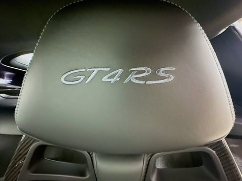 Used 2023 Porsche 718 Cayman GT4 RS RWD image 35