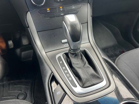 Certified 2017 Ford Edge SE AWD/4WD image 12