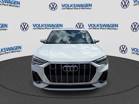 Used 2023 Audi Q3 2.0T Premium Plus AWD/4WD image 17