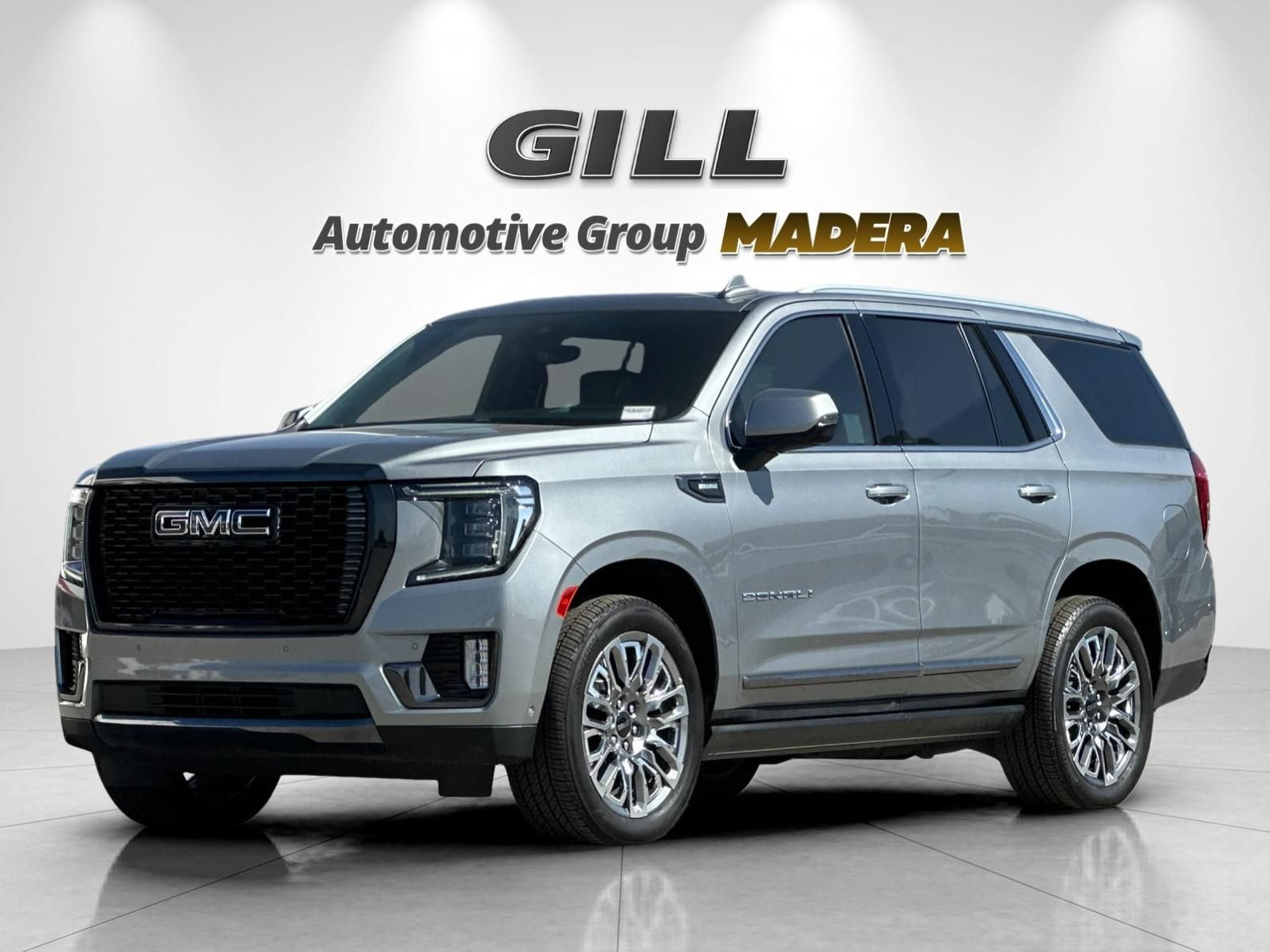 Used 2023 GMC Yukon Denali Ultimate w/ LPO, Floor Liner Package AWD/4WD image 7