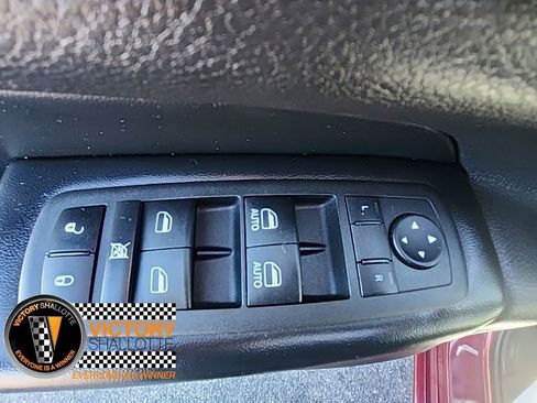 Certified 2022 Jeep Grand Cherokee Laredo X image 34