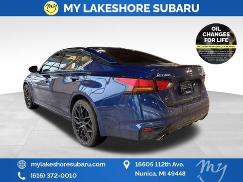 Used 2024 Nissan Altima 2.5 SR w/ SR Premium Package image 5