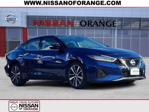 Used 2023 Nissan Maxima SV w/ Floor Mat Group FWD image 1