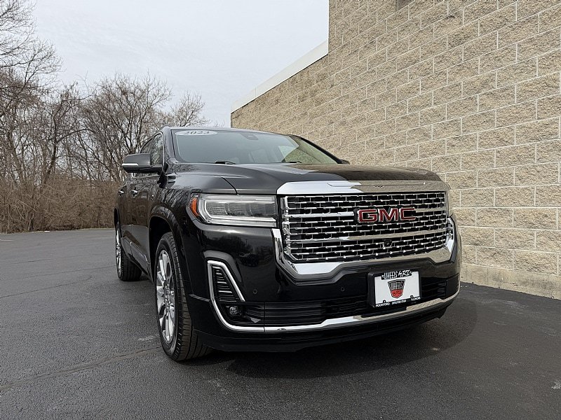 Used 2023 GMC Acadia Denali w/ Denali Technology Package AWD/4WD image 1