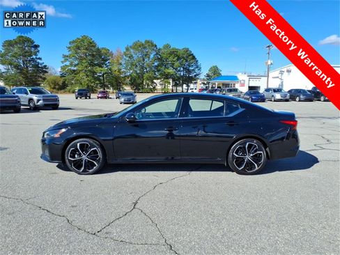 Used 2024 Nissan Altima 2.5 SR image 2