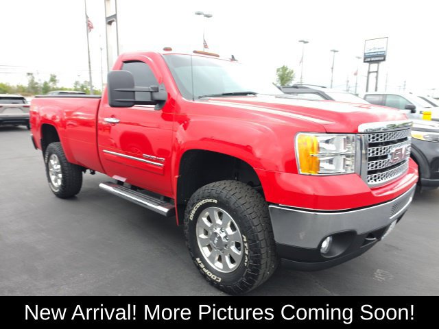 Used 2011 GMC Sierra 2500 SLE w/ SLE Preferred Package AWD/4WD image 1