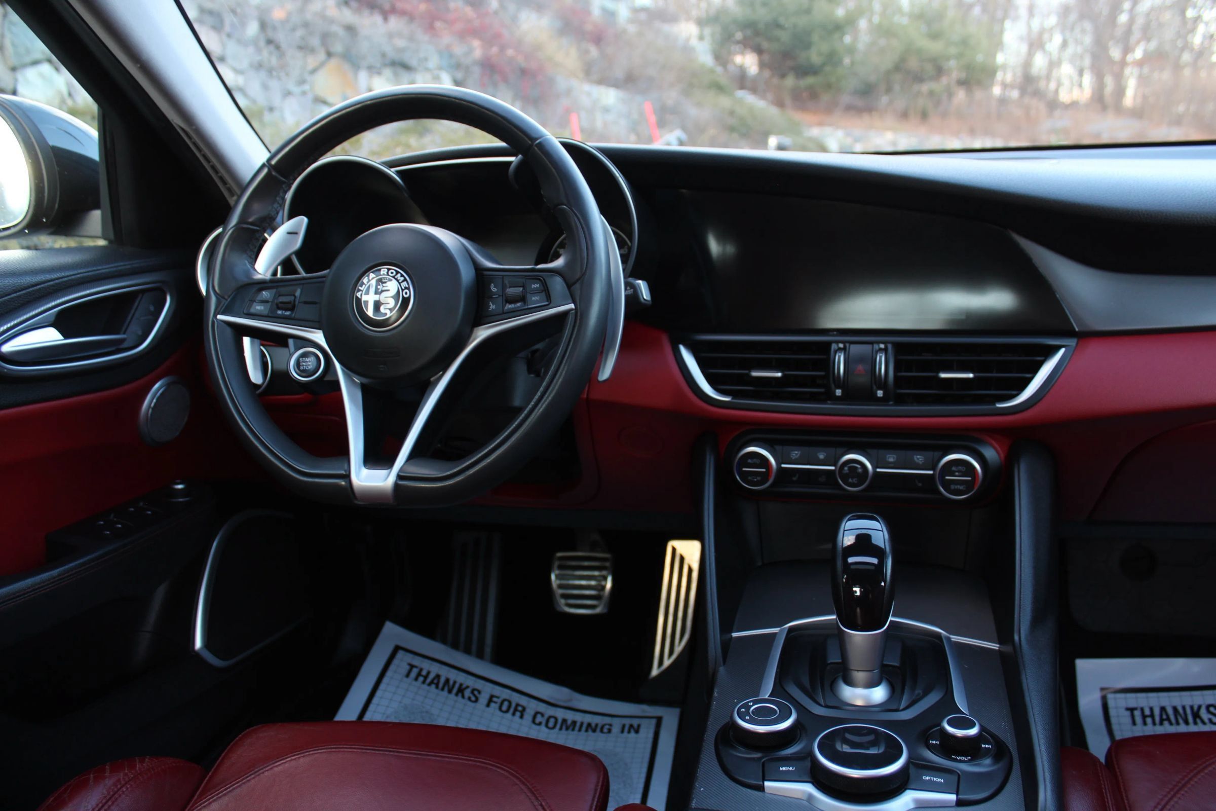 Used 2019 Alfa Romeo Giulia Ti Sport w/ Quick Order Package 22S Sport AWD/4WD image 19