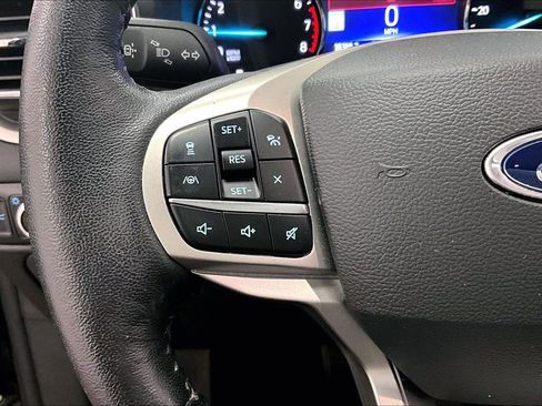 Used 2021 Ford Explorer XLT w/ Equipment Group 202A image 17