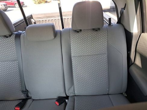 Used 2022 Toyota Tacoma SR5 image 5