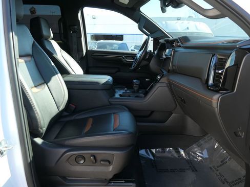 Used 2023 GMC Sierra 1500 AT4 w/ AT4 Preferred Package image 26