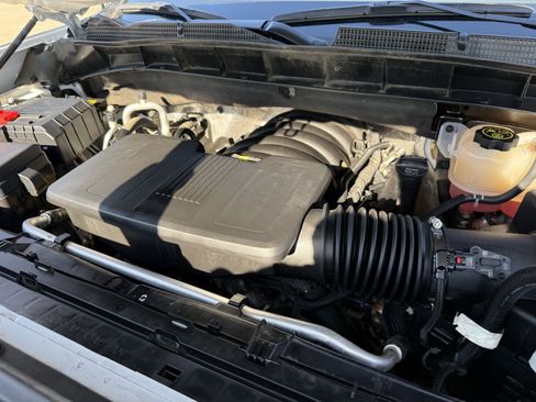 Used 2024 GMC Sierra 1500 SLT image 28