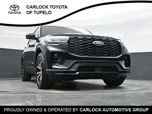 Used 2025 Ford Explorer ST-Line w/ Premium Package RWD image 55