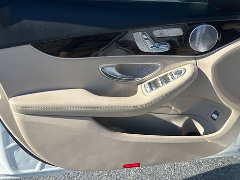 Used 2021 Mercedes-Benz C 300 Sedan image 16