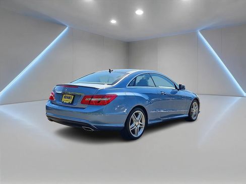 Used 2011 Mercedes-Benz E 550 Coupe image 5