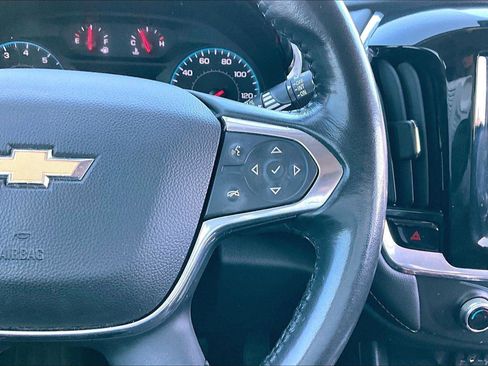 Certified 2020 Chevrolet Traverse LT image 10