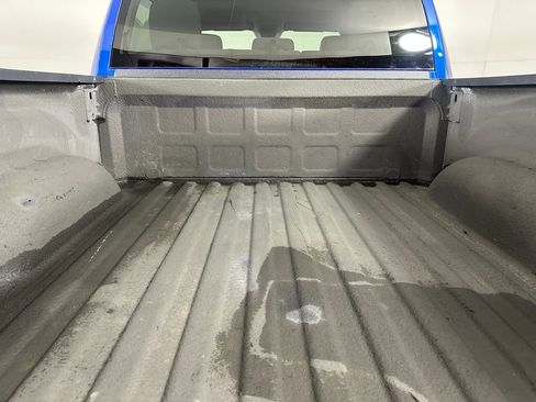 Used 2017 RAM 1500 Express AWD/4WD image 22