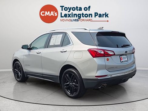 Used 2020 Chevrolet Equinox LT w/ Sport Edition AWD/4WD image 3