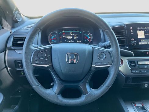 Used 2022 Honda Pilot Sport image 11