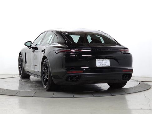 Used 2020 Porsche Panamera image 5