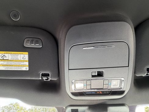 Used 2024 Ford F150 Platinum AWD/4WD image 45