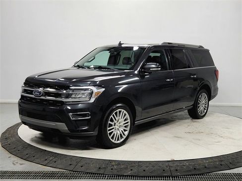 Used 2023 Ford Expedition Max Limited image 3