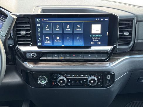 Used 2024 Chevrolet Silverado 1500 LT image 29