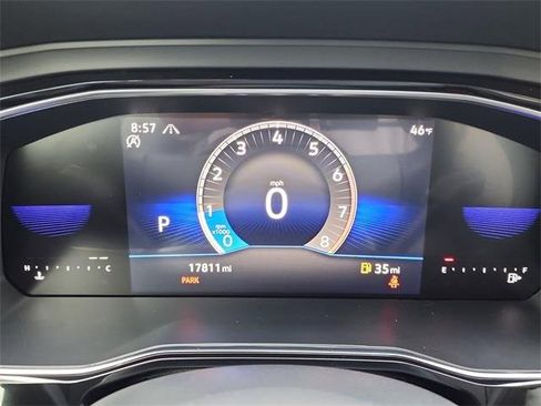 Certified 2023 Volkswagen Jetta SE image 24