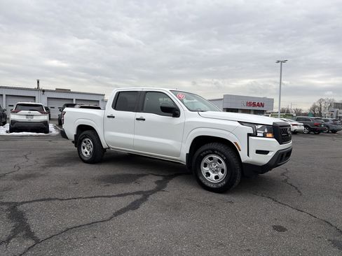Used 2022 Nissan Frontier S w/ Technology Package image 3