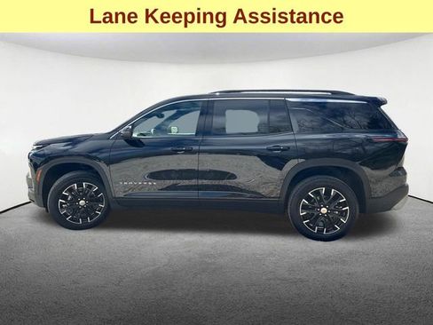 Used 2025 Chevrolet Traverse LT w/ Sun and Wheel Package AWD/4WD image 9